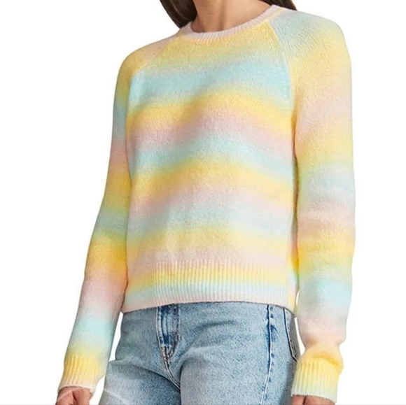 BB Dakota Sweater Womens  Yellow Unicorn Rainbow‎ Ombre Steve Madden - Picture 1 of 15